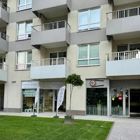 M&r Airport&business Premium Atrium, Garage, Close By Chopin Airport * Warsaw