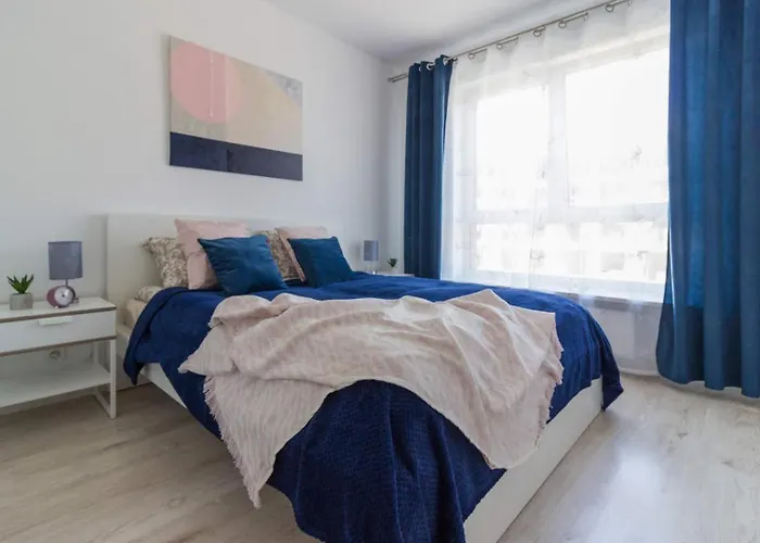 M&r Airport&business Cybernetyki - Underground Garage - Self Check-in - Fast Wi-fi - 5 Min From Chopin Airport Lejlighed Warszawa